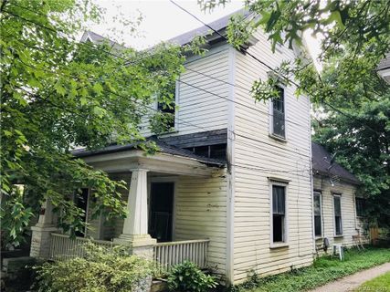 1210 N Main Street sold home in Historic District, Salisbury, NC