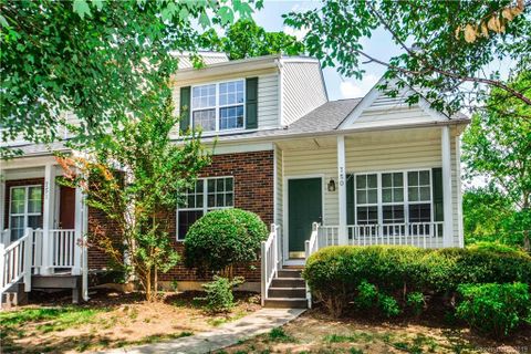 750 Mountainwater Drive sold home in Glenwater, Charlotte, NC