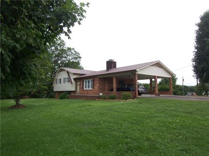 2501 Brentwood Circle sold home in Sutton Place, Lenoir, NC