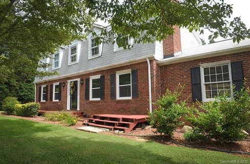 860 Timberlane Trail