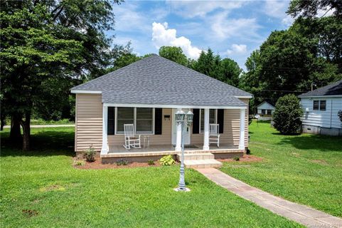 128 Oak Street