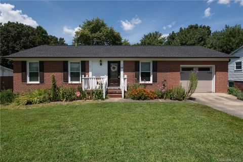 64 Starmount Drive