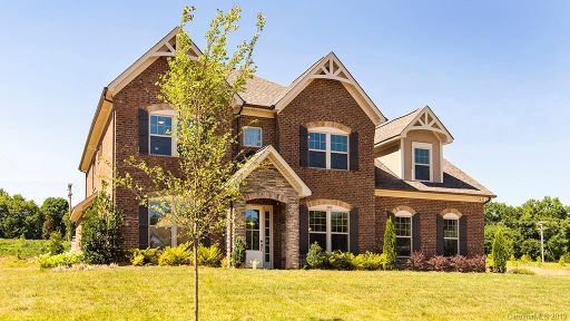 305 Hollyhock Drive 2