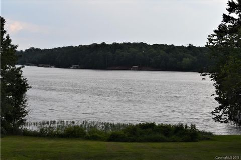 263 N Shoreline Drive 241