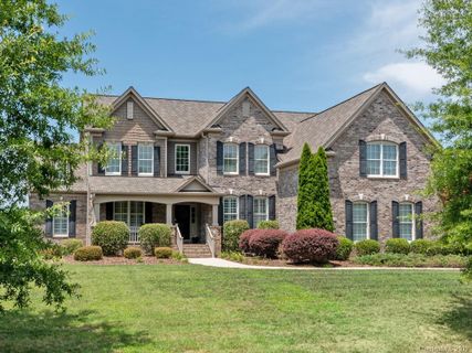 5013 Autumn Blossom Lane