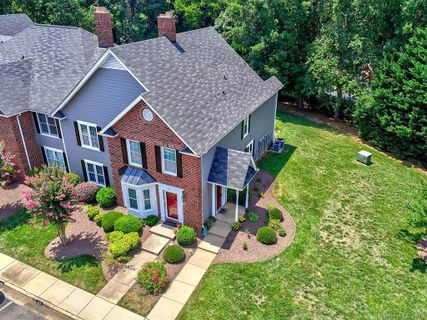 1729 Robinwood Road