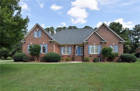 1022 Maremont Court sold home in Providence Woods South, Matthews, NC