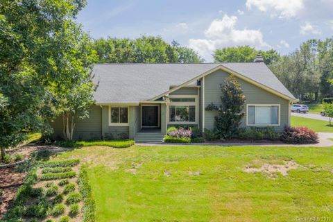 9327 Hunting Court