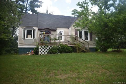 61 Camellia Lane sold home in Ellen Green, Canton, NC