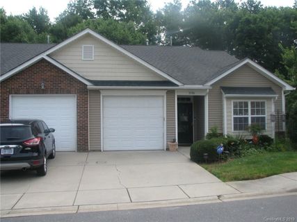 3106 Village Glen Lane