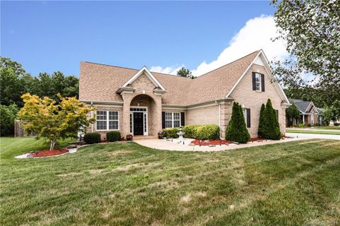 3205 Mcgee Lane