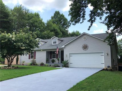 133 Spearpoint Lane sold home in Flint Ridge, Statesville, NC