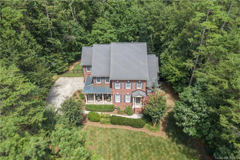 19800 Callaway Hills Lane
