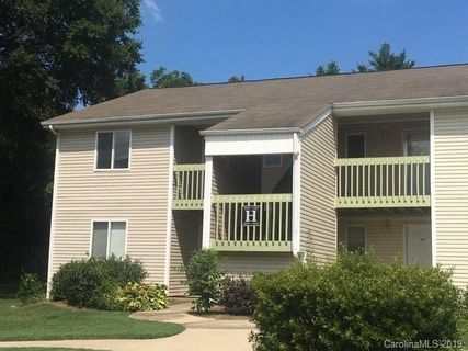 1652 Eagles Place