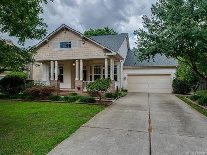 8807 Blakeney Drive