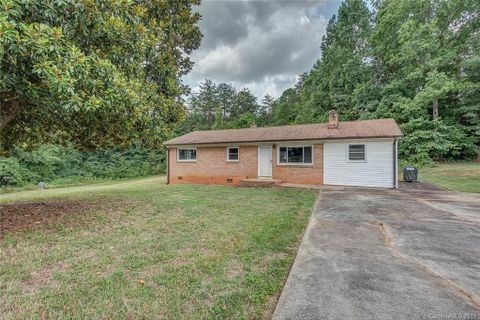 2237 Fallsdale Drive sold home in Fallscrest, Gastonia, NC