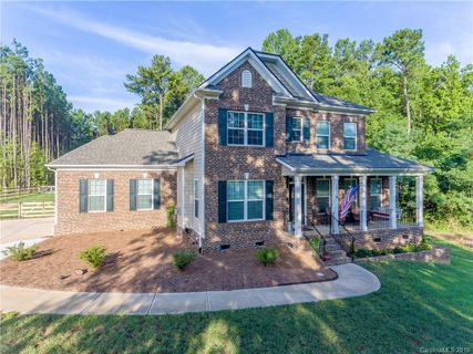 5026 Gatsby Circle