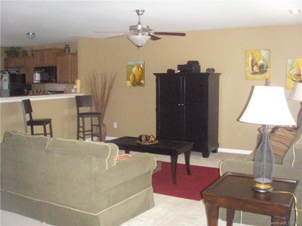 856 Tj Drive 4-15