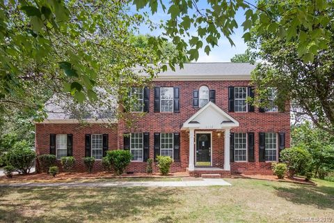 6112 Tesh Court