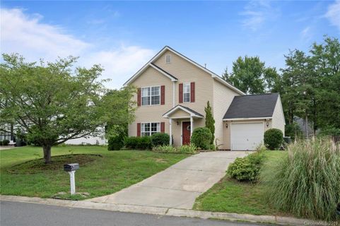 1512 Hollythorn Drive