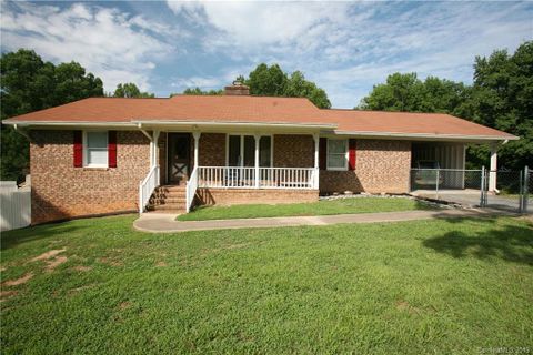 2550 Parks Lafferty Road sold home in Briarwood, Concord, NC