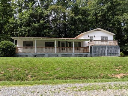 220 Bearwallow Subdivision Road sold home in Chestnut Hills, Gerton, NC