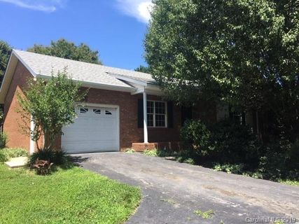 112 2nd Avenue sold home in Meadow Ridge, Hildebran, NC