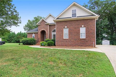 2013 Buckthorn Court