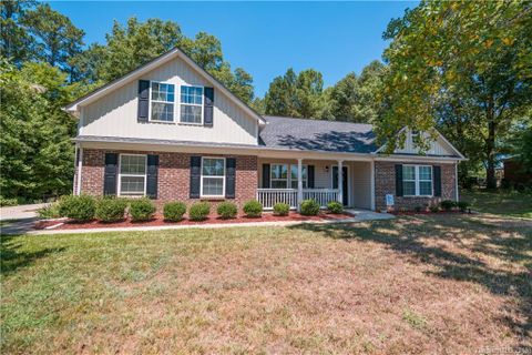 1530 Yorkston Drive sold home in Yorkdale, Rock Hill, SC