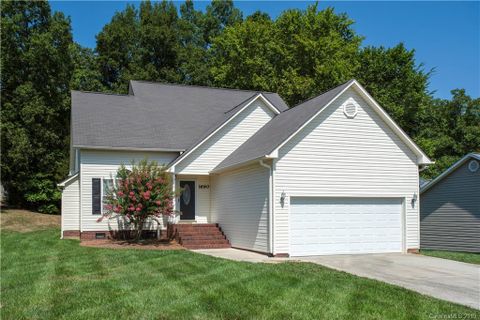1690 Lemming Drive