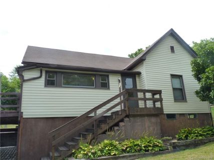 212 Davie Drive 270