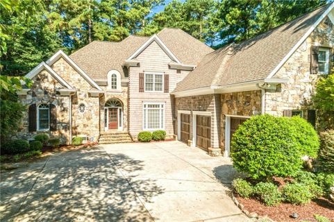Previously sold for $590,000