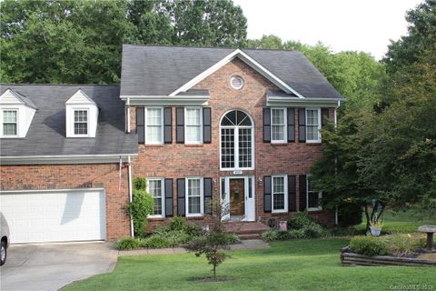 3883 Meadow Ridge Drive