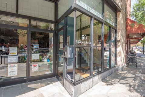 60 Haywood Street 2C sold home in Sixty Haywood St Condos, Asheville, NC
