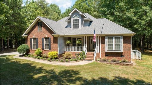 319 Tradewinds Lane sold home in Hawkins Ridge, York, SC