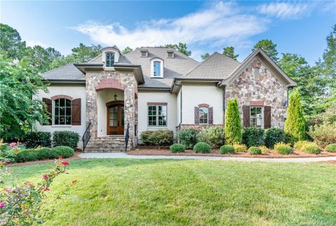 Previously sold for $725,000