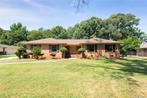 6227 Lake Forest Road