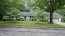 221 Oak Circle sold home in Newton, SC