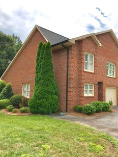 105 Commonwealth Drive
