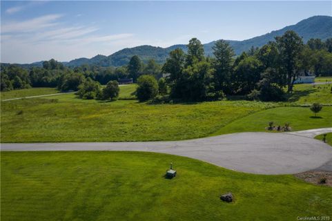 185 Saddle Club Lane 22R sold home in Valley View Farms, Hendersonville, NC