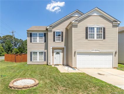 1450 Waterlily Lane