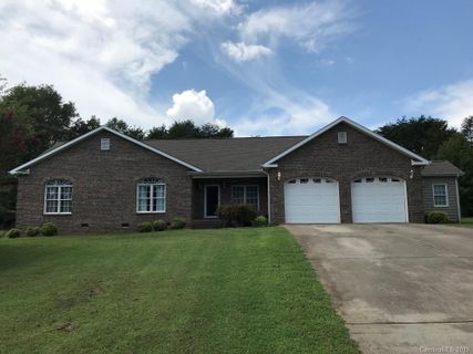 129 Knollwood Drive
