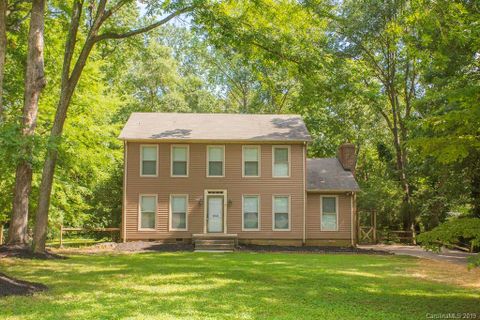 866 Hillcroft Place