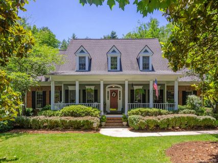17 Ashley Place sold home in Ashley Place, Hendersonville, NC