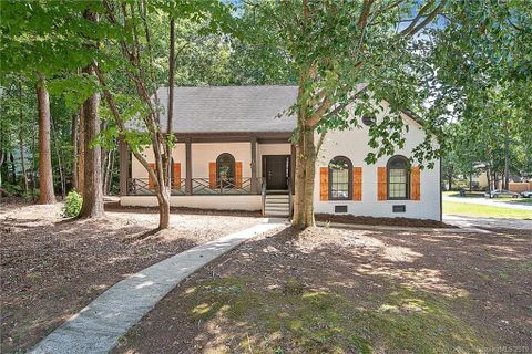 9649 Newby Lane