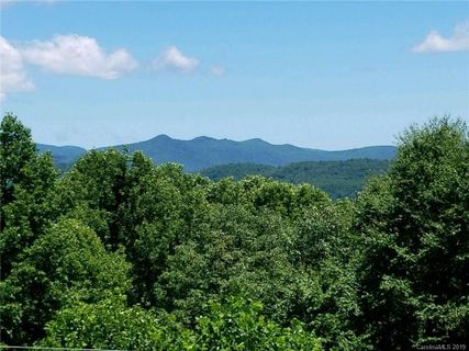 162 Stoney Crest Drive sold home in Swiss Village, Spruce Pine, NC
