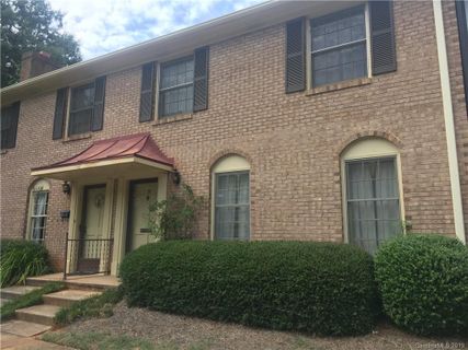 1511 Lansdale Drive B