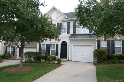 6022 Queens Walk Court