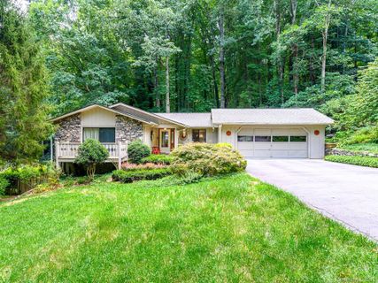 905 Toxaway Drive