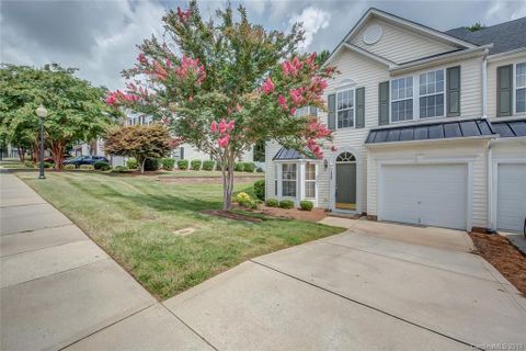 1820 Robinwood Village Drive